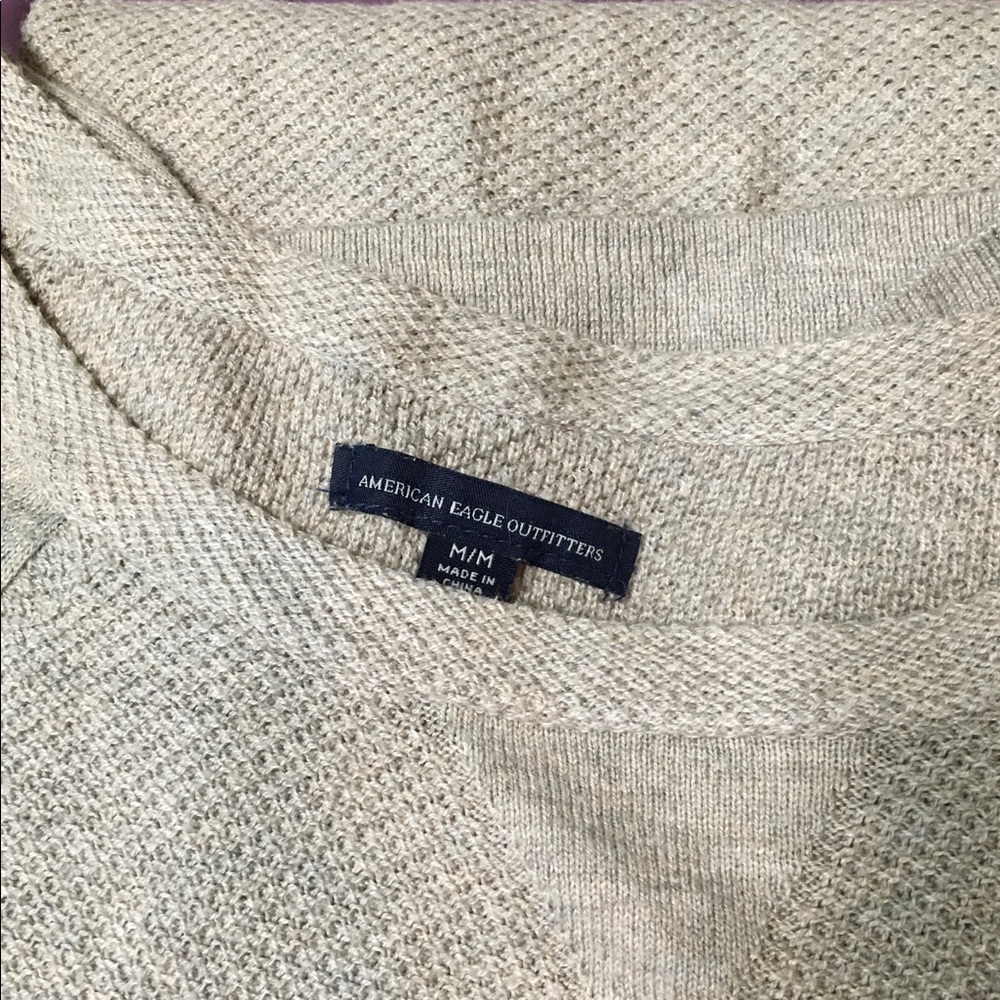 American Eagle sweater